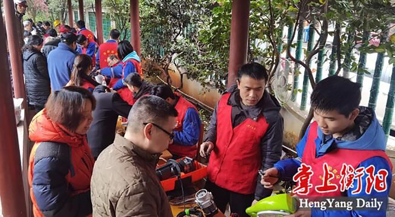 1615163316183251.jpg 雷鋒1.jpg